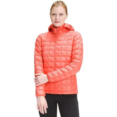 The North Face Thermoball Eco 2.0 Insulated Hoodie Women's 4 The North Face Thermoball Eco 2.0 Insulated Hoodie Women's - Image 2